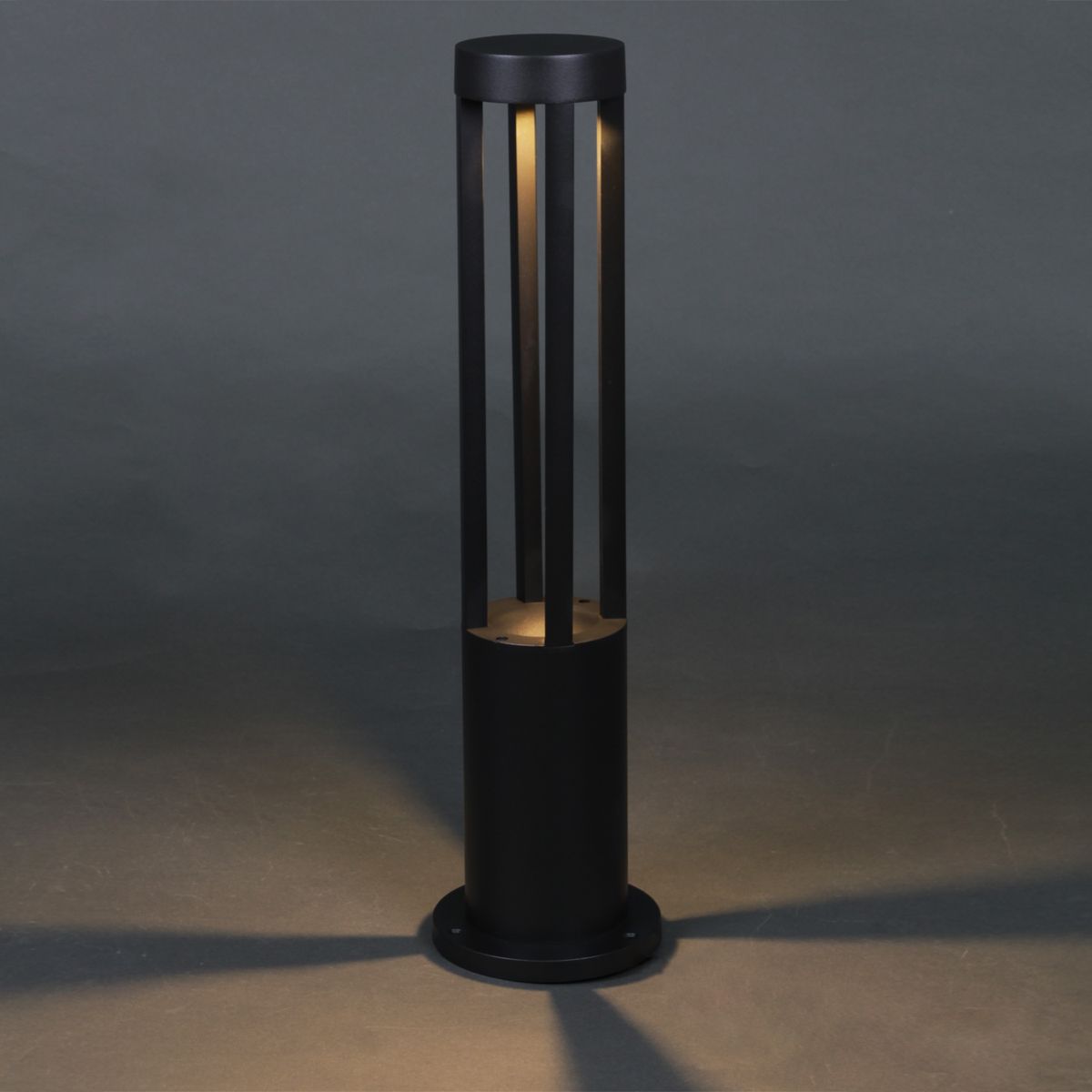 фото ландшафтный светодиодный светильник reluce 09958-0.7-001jh 0,6m led7w bk rlos | 220svet.ru