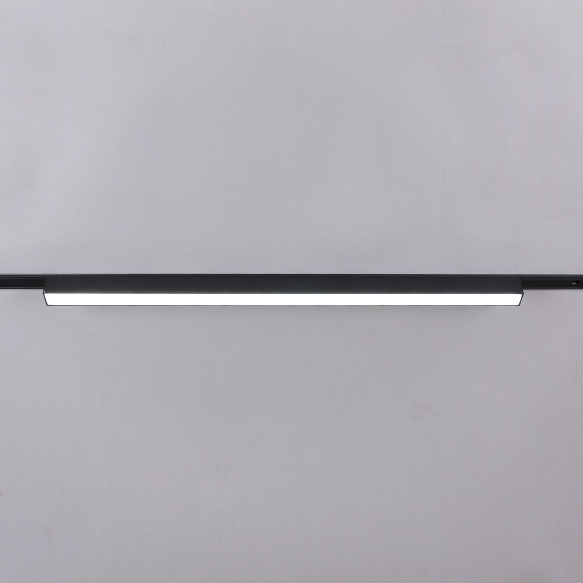 фото трековый магнитный светильник reluce 13003-9.3-001ur magnetic led20w bk cct+smart | 220svet.ru